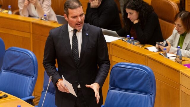 Pleno.- López Campos denuncia un intento de "boicot" de A Mesa a la comisión de renovación del plan de normalización