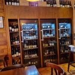 La Taberna Teca destaca por su excelencia culinaria cotidiana y versatilidad motivada como enoteca singular