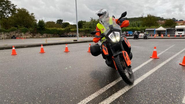 Galicia refuerza la seguridad de los motoristas con cursos gratuitos de conducción segura