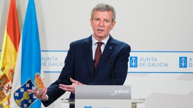 El presidente gallego, hoy, en su comparecencia ante los medios