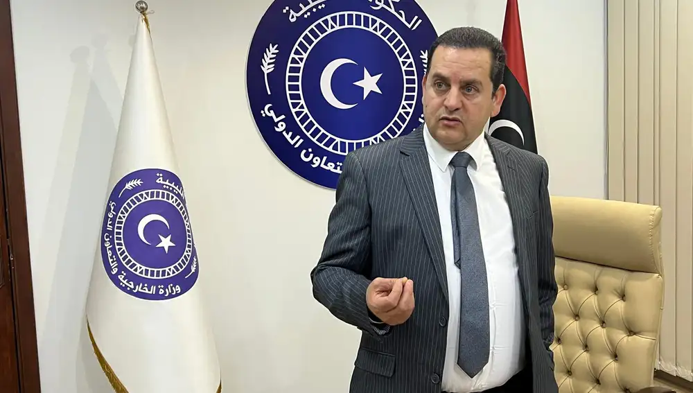 El ministro de Exteriores libio Abdul Hadi al- Hawaij