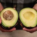 El envoltorio que hará madurar tu aguacate en menos de un día
