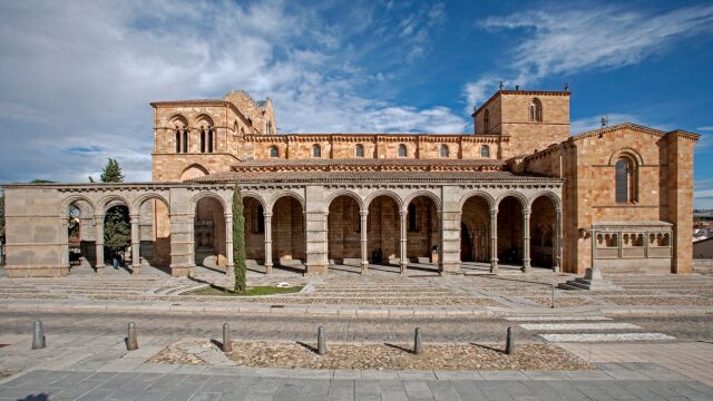 Exterior de la Basílica de San Vicente (Ávila)