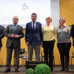 El presidente de la Generalitat, Carlos Mazón, ha inaugurado hoy una jornada de trabajo en Alicante, organizada por la Cámara de Comercio y Labora
