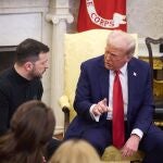 Ucrania.- Trump insiste a Zelenski que EEUU "no tolerará por mucho más tiempo" sus exigencias para la paz
