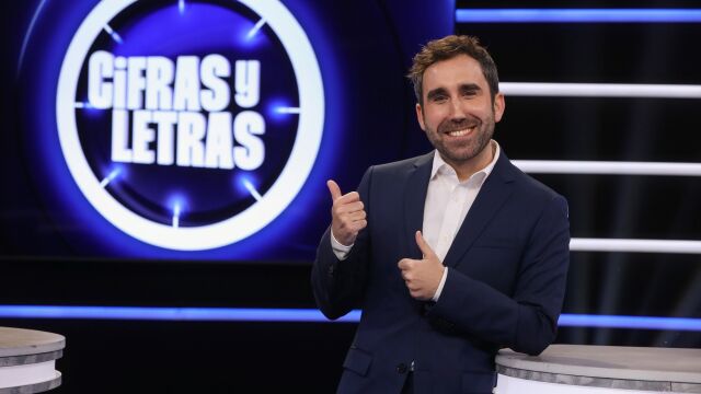 Aitor Albizua, presentador de 'Cifras y Letras'