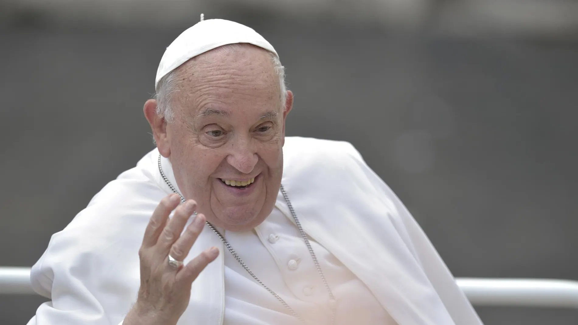 La salud del Papa Francisco experimenta "una ligera y gradual mejoría"