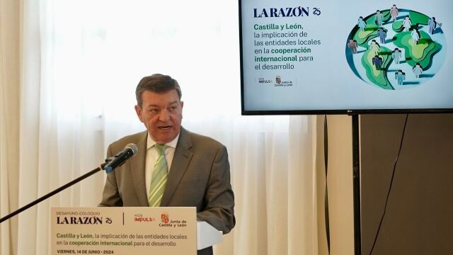 El consejero de la Presidencia, Luis Miguel González Gago, durante su participación en el Desayuno-Coloquio de LA RAZÓN