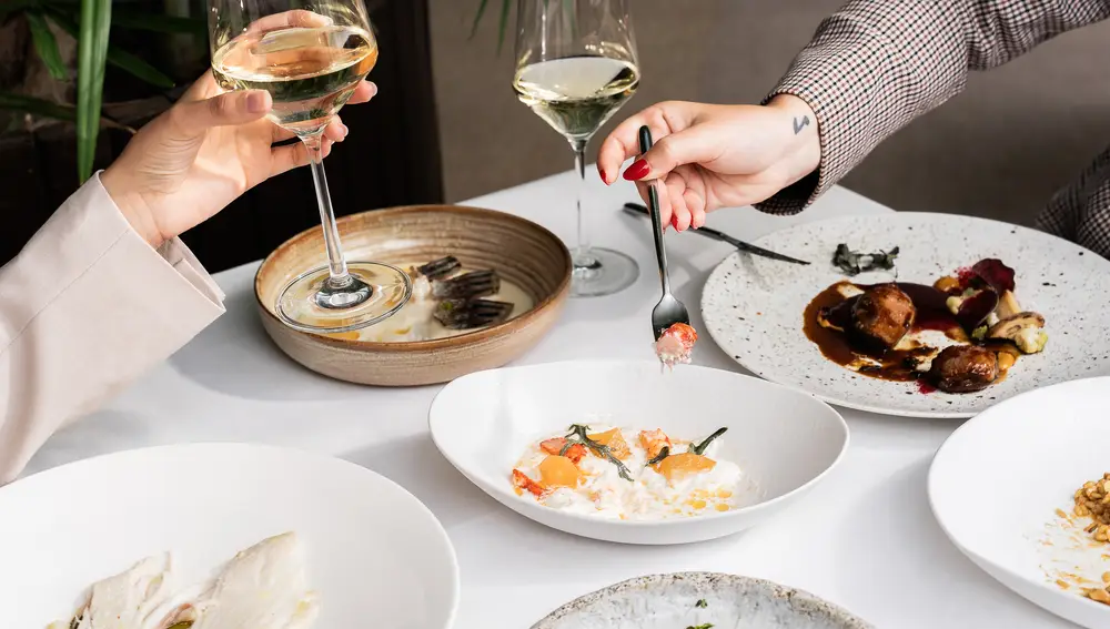 Delicias gastronómicas de inspiración mediterránea en La Terraza del Claris