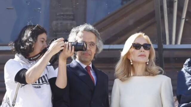Carmen Lomana en las Fallas de Valencia.