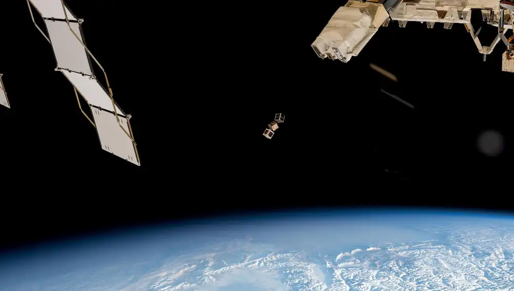 El lignoSat, satélite de madera de la agencia espacial japonesa