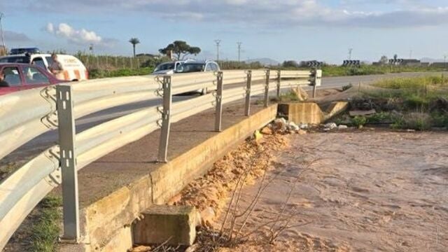 MURCIA.-AMP.- Sucesos.- El '1-1-2' atiende 99 asuntos por la lluvia en Águilas de un total de 115 en toda la Región