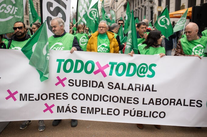 CSIF se moviliza hoy frente al Ministerio de Hacienda por la subida salarial de los funcionarios
