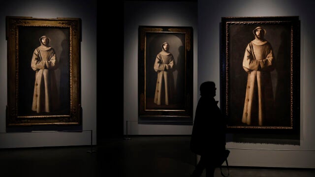 El MNAC reúne los 3 'San Francisco de Asís según la visión del papa Nicolás V' de Zurbarán