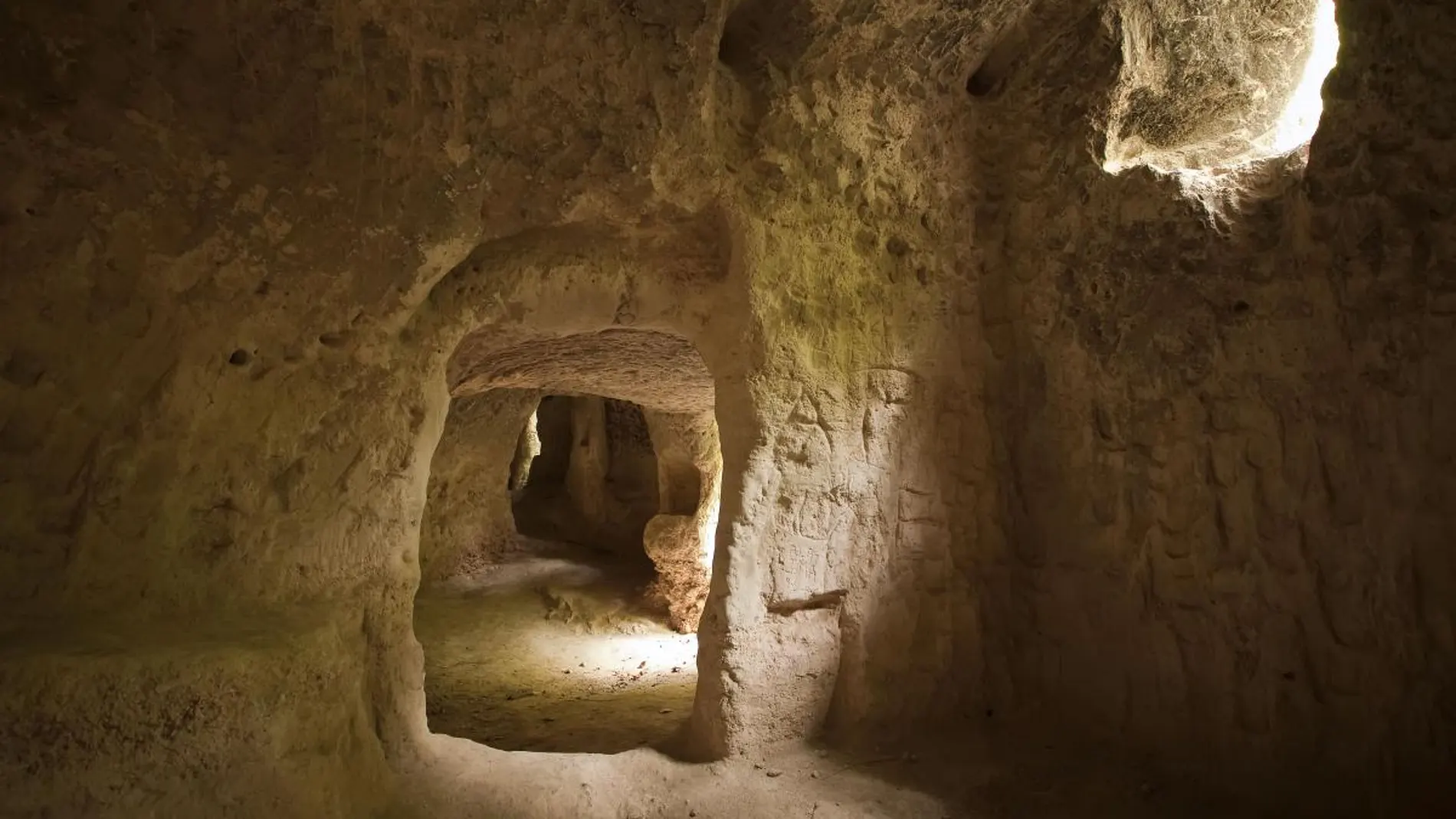 Cuevas de los Portugueses