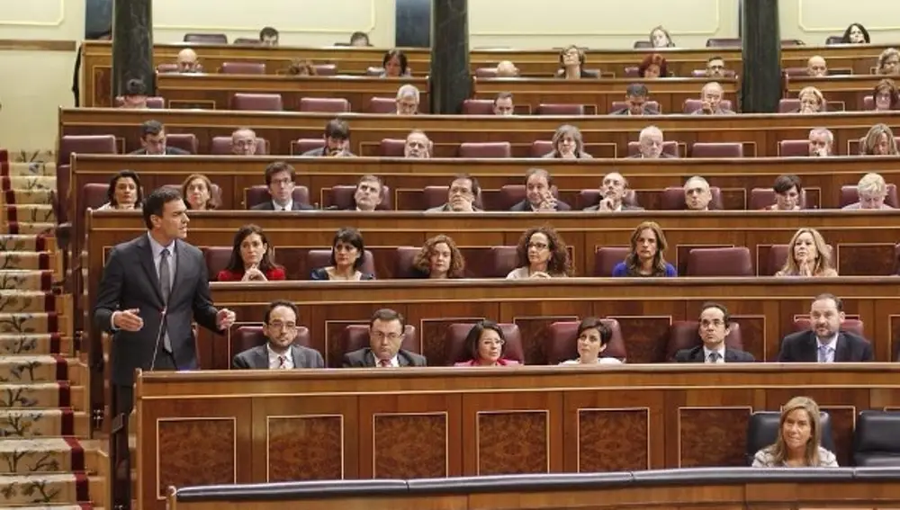 Foto incluida en el currículum de Ábalos sobre su condición de diputado en el Congreso