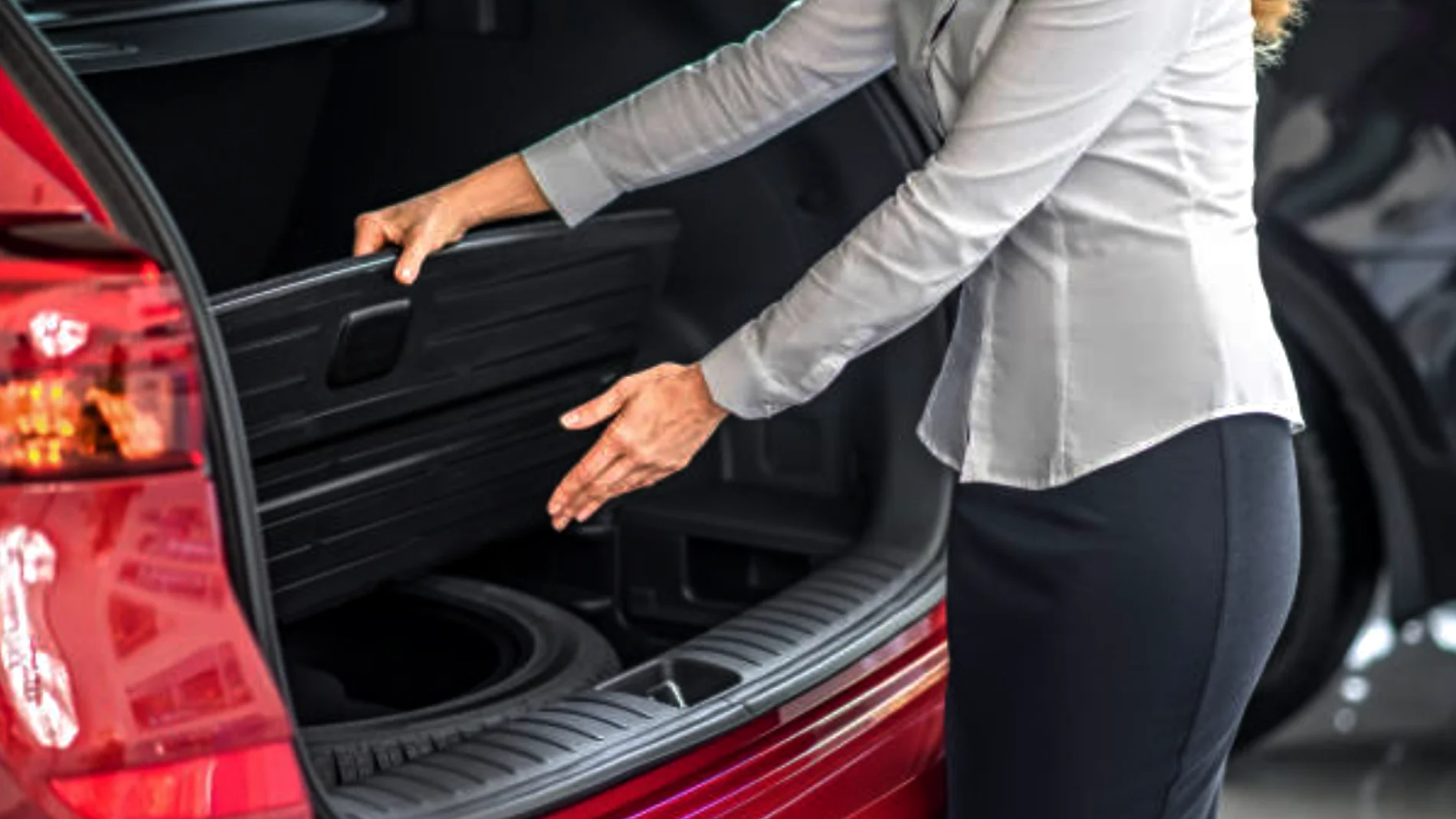 ¿Por qué los coches nuevos ya no traen la rueda de repuesto? Este es el motivo