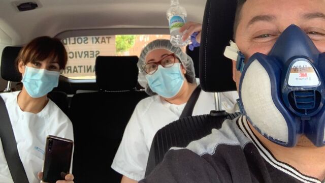 La comunión entre taxistas y sanitarios fue total en los primeros meses de pandemia