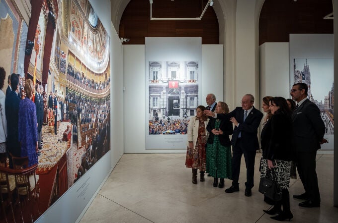 La exposición itinerante sobre el reinado de Felipe VI permanecerá en el Museo de Málaga hasta principios de mayo