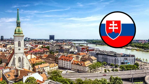 Ni Alemania ni Portugal: el destino europeo ideal para emigrar desde España con casas por 500 euros
