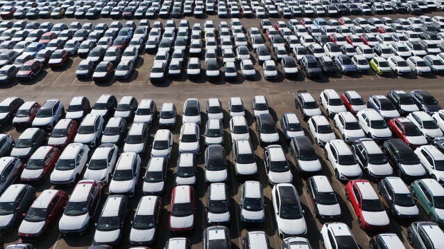 Trump imposes new tariffs as port of London faces impact