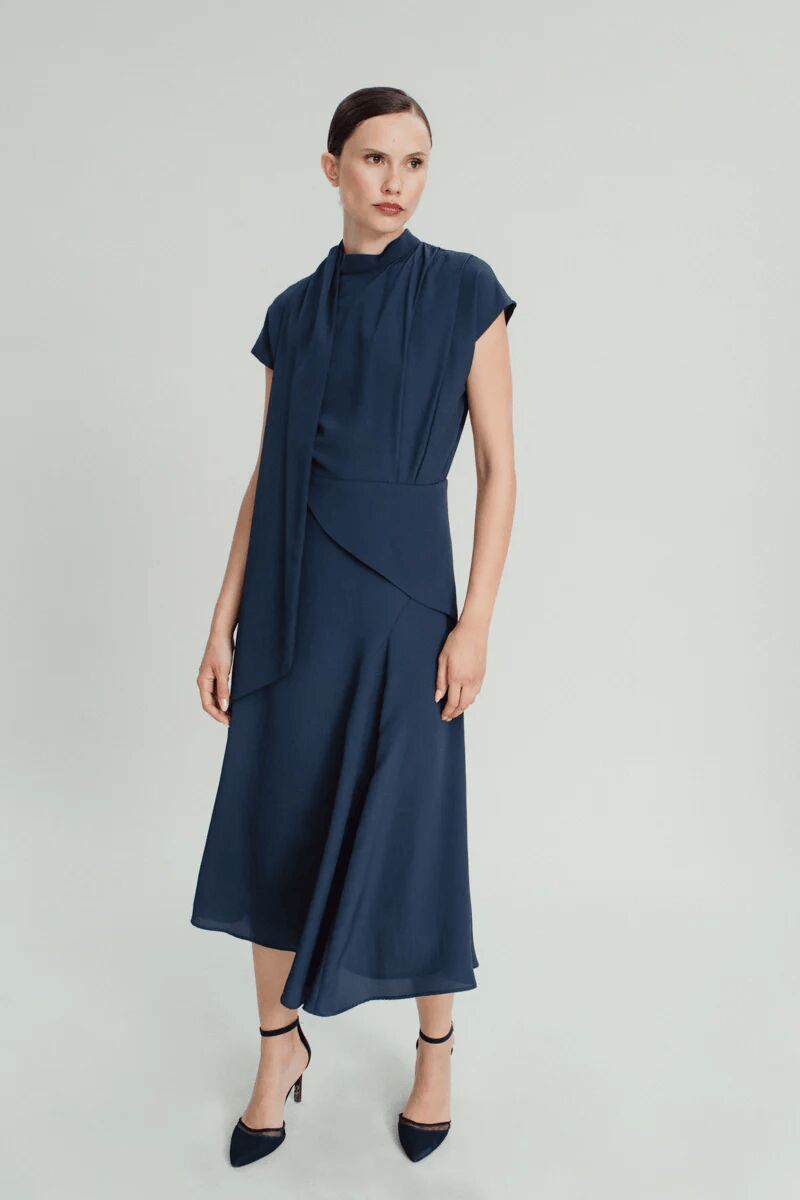 Vestido midi cata azul.