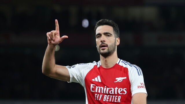 English Premier League - Arsenal vs Fulham