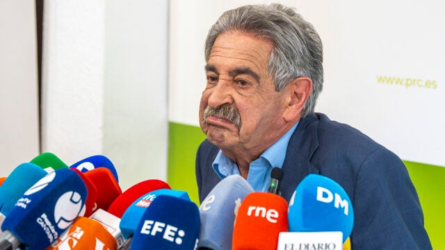 Revilla comparece tras conocerse que el rey emérito Juan Carlos de Borbón le va a demandar por derecho al honor