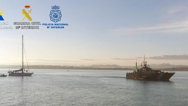Hasta ocho años y multas de 510 millones para tripulantes del velero localizado en Cantabria con 1,7 toneladas de coca