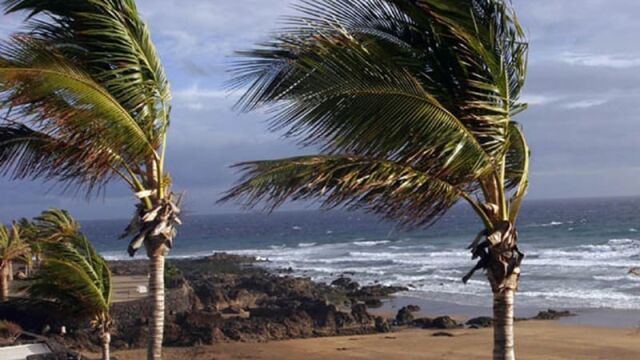 La borrasca 'Nuria' se deja sentir ya en Canarias con rachas de viento por encima de los 95 km/h