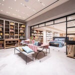 Imagen del interior de la primera tienda física de Mango Home