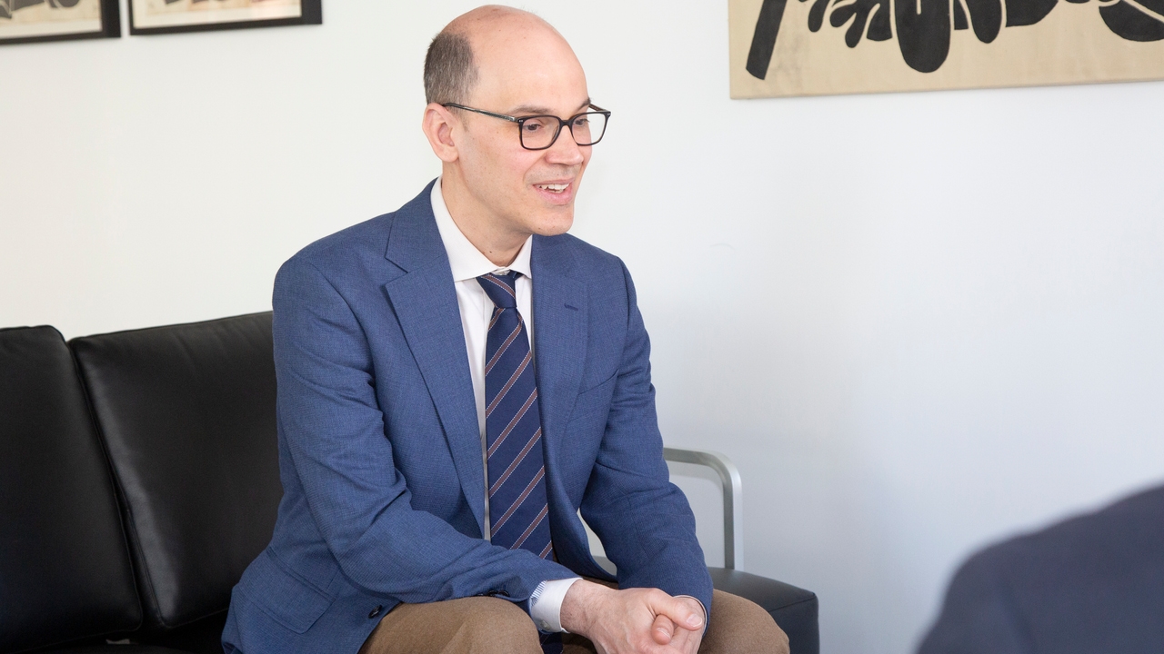 Mark Lanasa: «En BeiGene lideramos la innovación desde la ciencia y el ...