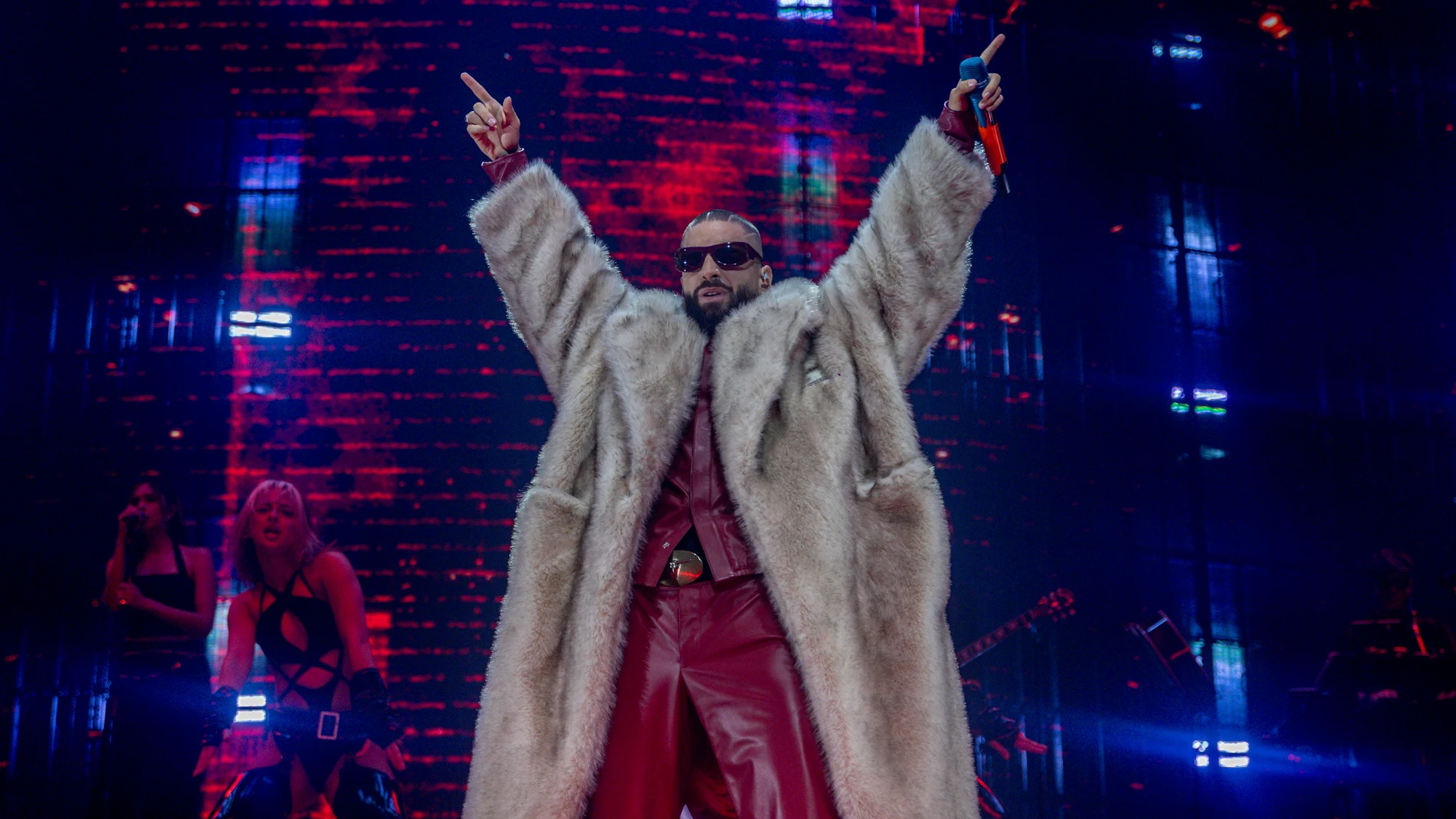 El cantante Maluma durante un concierto, en el Movistar Arena, a 4 de abril de 2025, en Madrid (España). Este es el primero de los tres conciertos que el artista dará en Madrid para cerrar su gira europea con el show ‘+PRETTY +DIRTY!’. Durante el espectáculo el colombiano repasa algunos de los éxitos de sus 15 años de carrera, mezclando baladas románticas con el reggaeton y el baile. 04 ABRIL 2025;CONCIERTO;MÚSICA;CANTANTE;MALUMA;MOVISTAR ARENA;GIRA EUROPEA;FANS;ARTISTA;FAMOSO; Ricardo Rubi...
