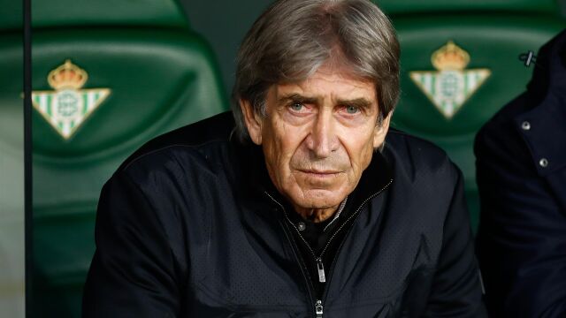 Fútbol.- Manuel Pellegrini: "No hay que entrar acomplejados ante el FC Barcelona"