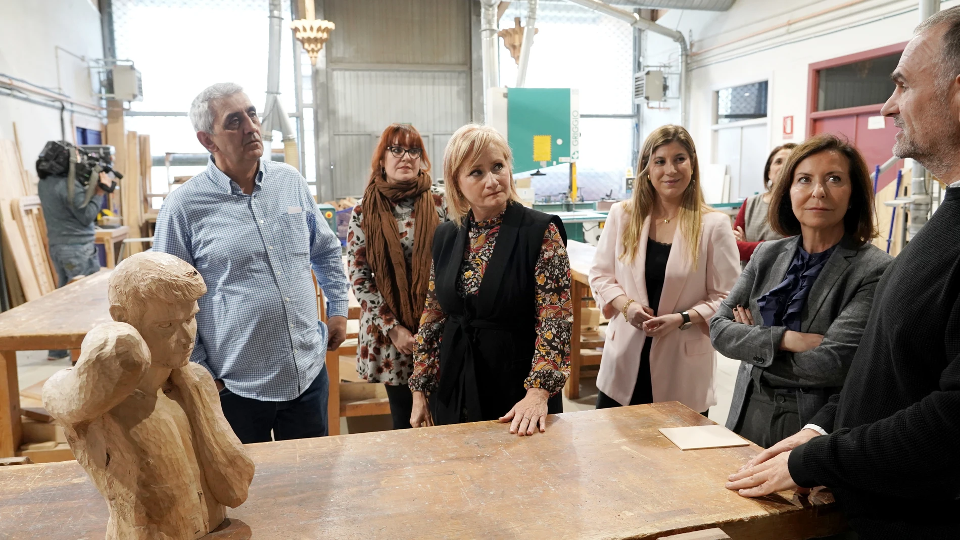 Leticia García visita la la sede de la Federación de Organizaciones Artesanas de Castilla y León (Foacal)