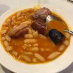Casa Morán, en Aller (Asturias), gana el premio por su "Mejor Fabada del Mundo"