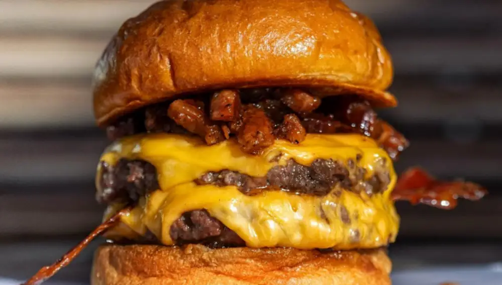 Hundred Burgers lo vuelve a hacer: España tiene la mejor hamburguesa del mundo.