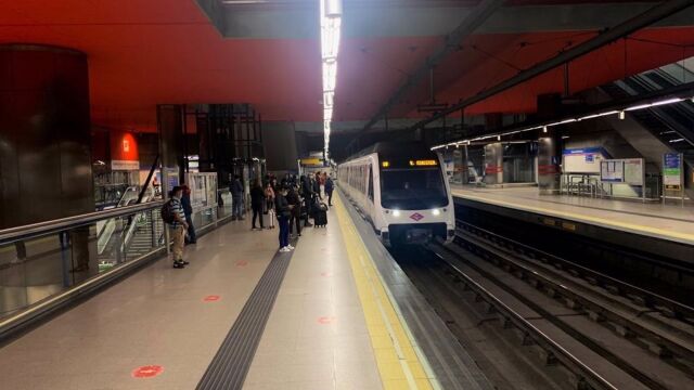 Suspendido el servicio de la L2 de Metro entre Ventas y Retiro