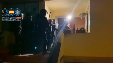 Liberadas en Tenerife ocho jóvenes retenidas en pisos de vivienda vacacional para explotación sexual