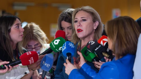 Carolina España atiende a los medios antes de asistir a la reunión del Pleno del Consejo Interterritorial de Internacionalización