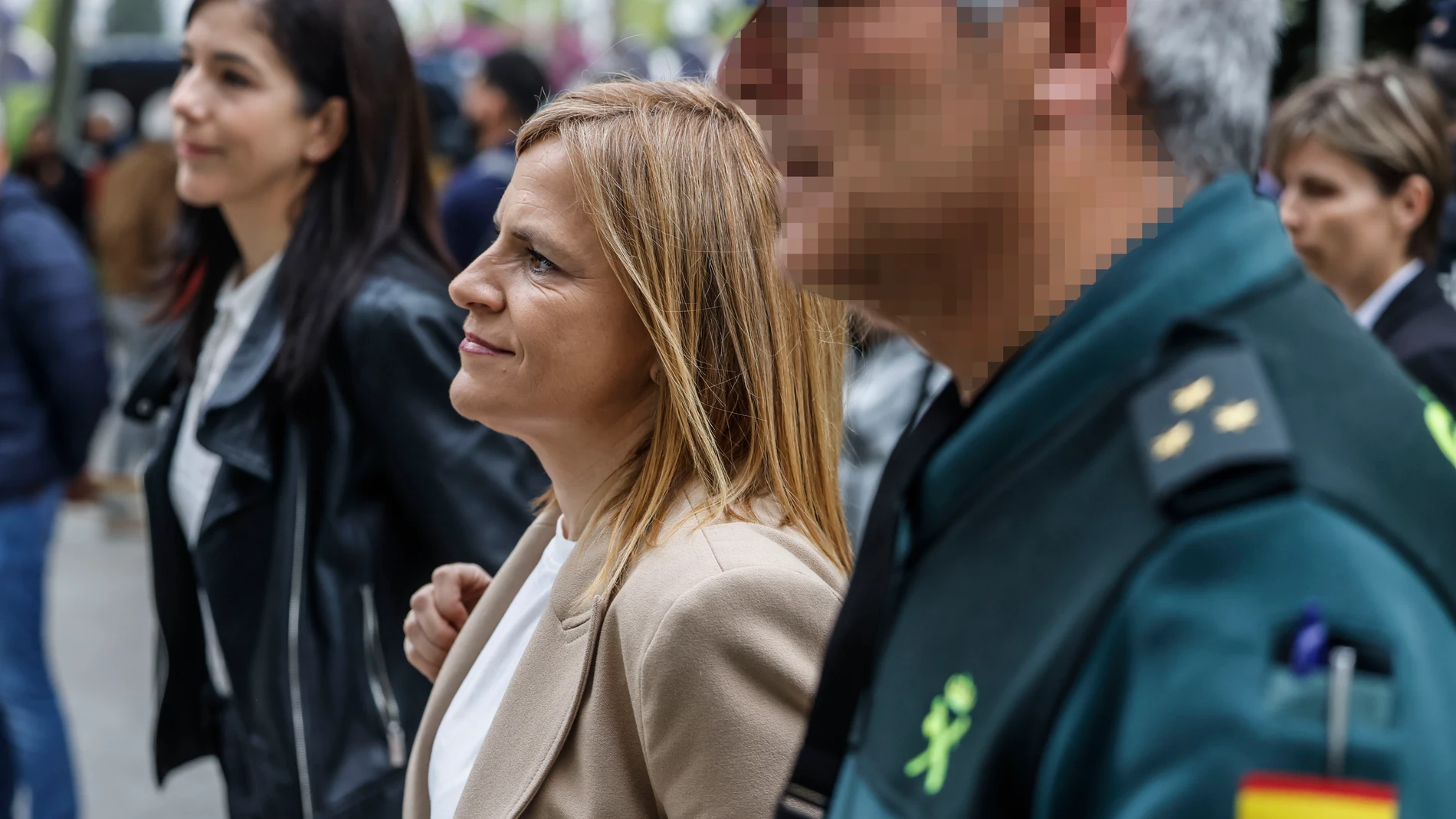 La delegada del Gobierno, Pilar Bernabé, a su llegada a declarar como testigo, en la causa que investiga la gestión de la DANA, en la Ciudad de la Justicia de València, a 14 de abril de 2025, en Valencia, Comunidad Valenciana (España). Bernabé y Mompó declaran tres días después de que lo hicieran los dos únicos investigados, por el momento, en esta causa que investiga los homicidios y las lesiones cometidos por imprudencia grave el 29 de octubre, cuando fallecieron 228 personas en la provinci...