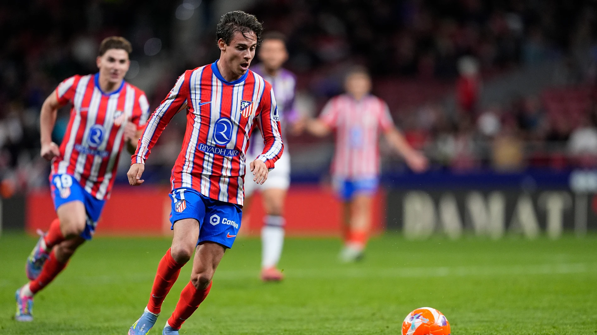 Rodrigo Riquelme of Atletico de Madrid in action during the Spanish League, LaLiga EA Sports, football match played between Atletico de Madrid and Real Valladolid at Riyadh Air Metropolitano stadium on April 14, 2025, in Madrid, Spain. AFP7 14/04/2025 ONLY FOR USE IN SPAIN