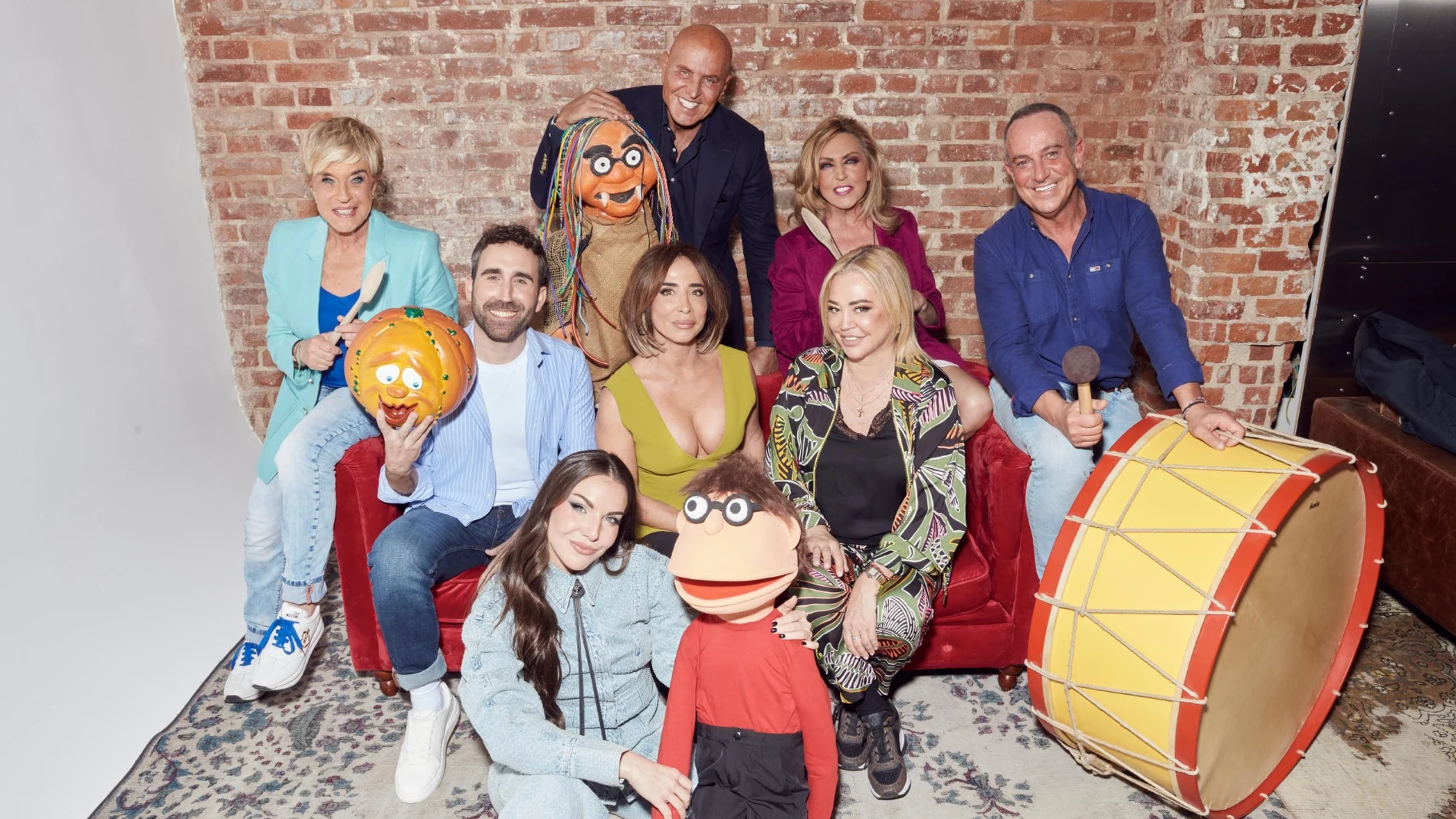 TVE mueve ficha: el gran estreno de “La familia de la tele” ya tiene nueva fecha