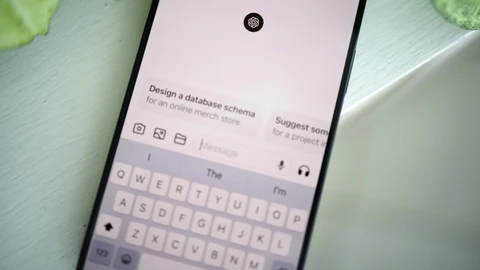 La app de ChatGPT en un smartphone