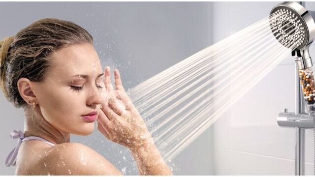 La ducha que recomiendan para pieles sensibles y cabello seco está rebajada en Amazon