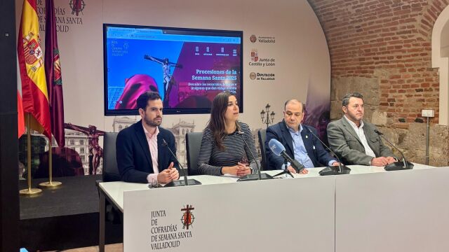 La concejala de Turismo, Eventos y Marca Ciudad, Blanca Jiménez; el concejal de Personas Mayores, Familia y Servicios Sociales, Rodrigo Nieto; el presidente de la Junta de Cofradías, Miguel Vegas, y el presidente de IMPULSA Igualdad Castilla y León, Francisco J. Sardón, presentan las iniciativas