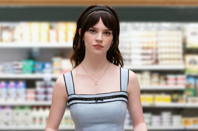 Sophie Thatcher es la protagonista de 'La acompañante''