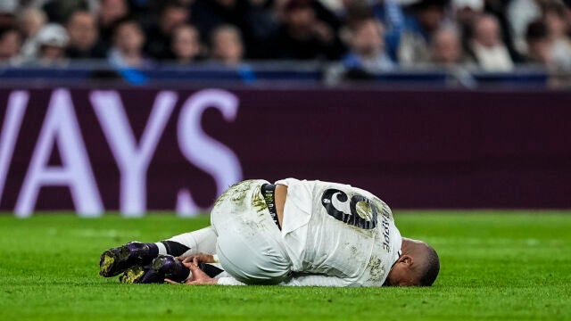 Mbappé no pudo terminar el partido