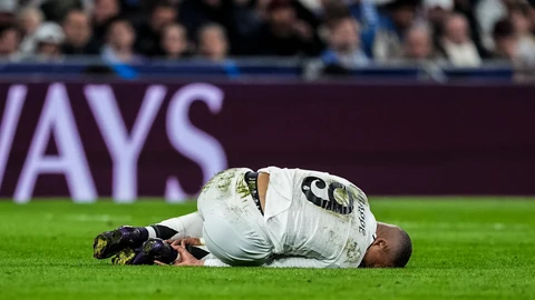 Mbappé no pudo terminar el partido