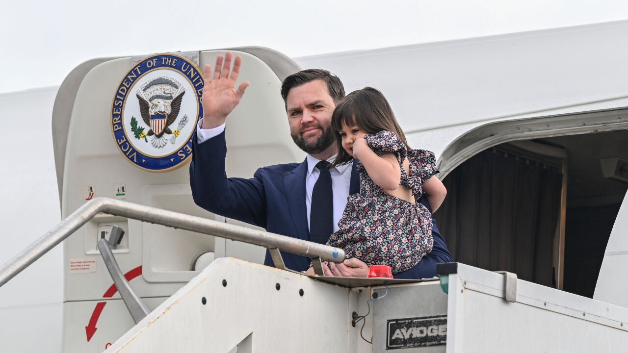 Meloni recibe en Roma a Vance tras exhibir su buena sintonía con Trump en la Casa Blanca